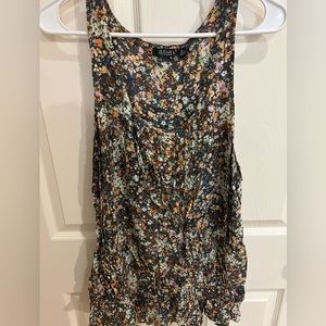 Floral SLEEVELESS Top